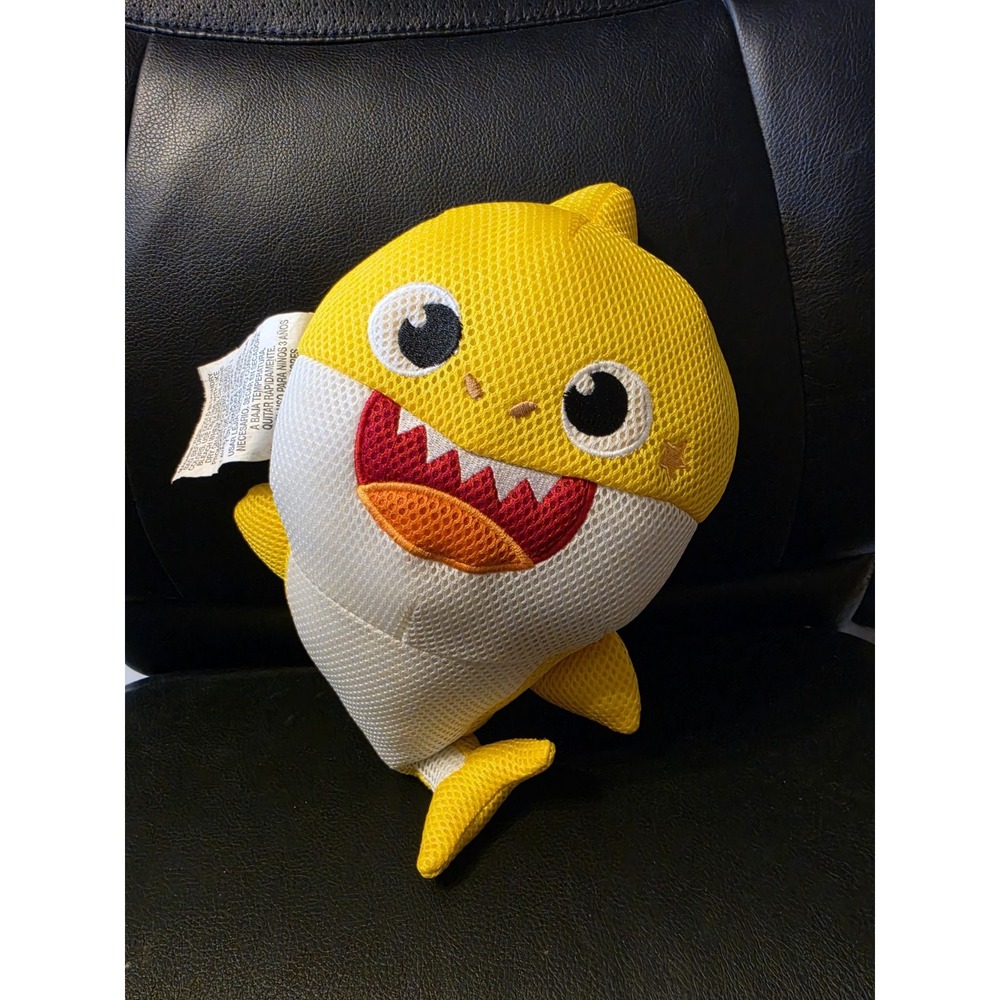 Nickelodeon Pinkfong Baby Shark Yellow Plush Stuffed Animal Fish 13" Hang Loop
